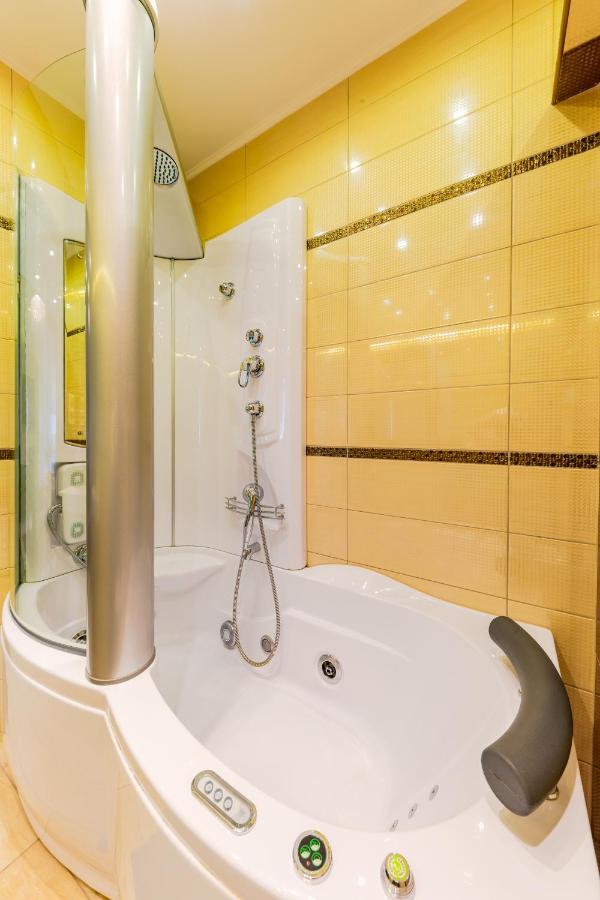 La Fortezza Panzio Budapest Extérieur photo